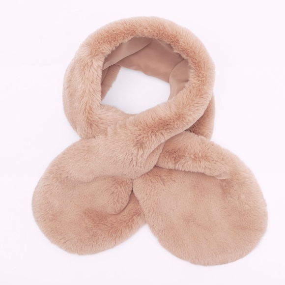 🆕 ZARA Plushy Faux Fur Stole Scarf Wrap - Picture 2 of 7